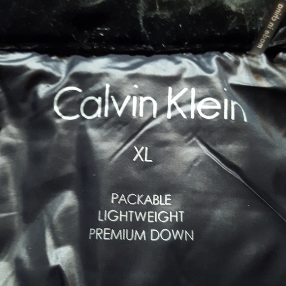 Calvin Klein Light Weight Coat - Picture 6 of 6